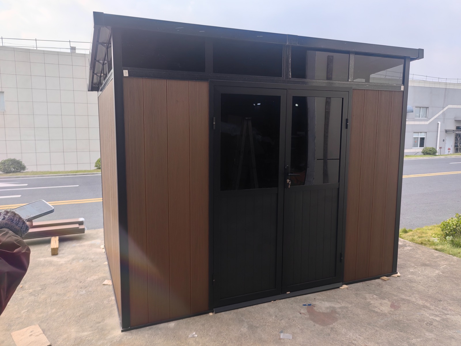Сарай DEFENDER 3x2,28 м, идеальный для хранения садового инвентаря