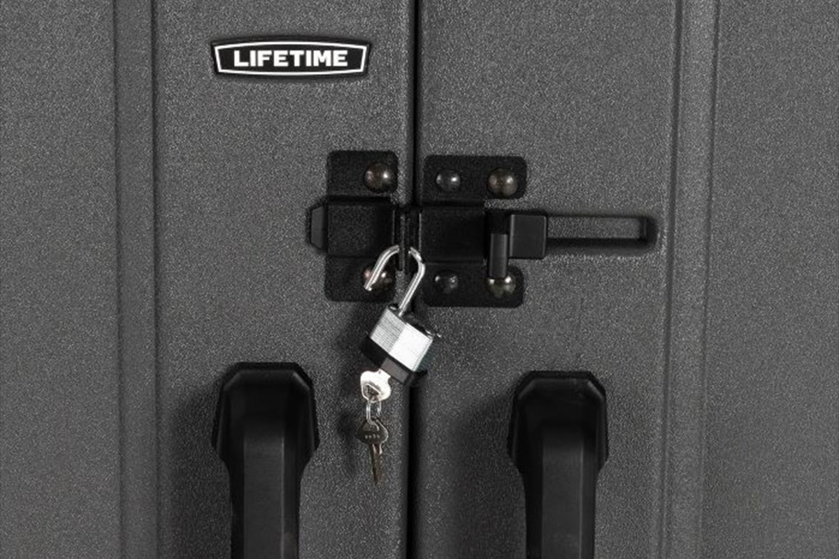 Шкаф-сарай высокий Lifetime UTILITY 193x110x177см 3067л