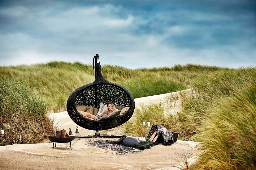 Подвесные качели кресло кокон из базальта Basalt Studio BIOS HIDE